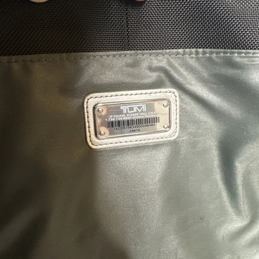 TUMI LXT Imagination Messenger Laptop Bag Black Nylon Leather Expandable 23671D